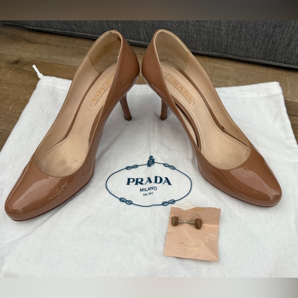 Authentic Prada Patented Leather Tan Heels, Size 40 (fit like US 9.5) - Picture 2 of 11